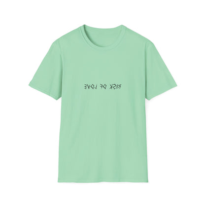 Unisex T-Shirt Risk of Love  Vintage Grafik Shirt mit Vögeln und Rosen Streetwear Geschenk für Männer & Frauen  Rock Gothic Stil Kleidung