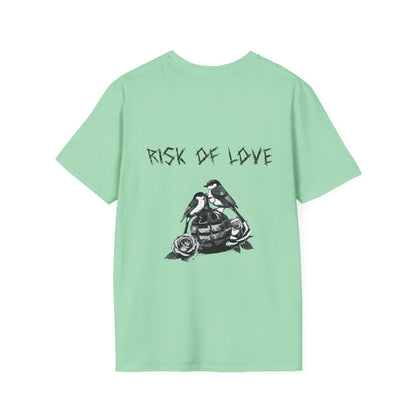 Unisex T-Shirt Risk of Love  Vintage Grafik Shirt mit Vögeln und Rosen Streetwear Geschenk für Männer & Frauen  Rock Gothic Stil Kleidung