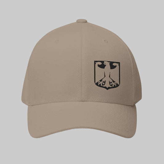 Cap von der Marke FlexFit mit dem bundesadler Motiv sowie Deutschland Flagge in Kaki trooptrends design 