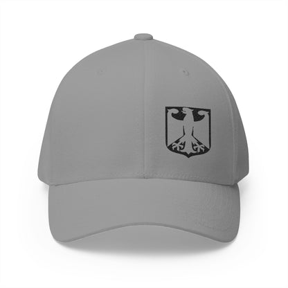 Deutschland Cap von der Marke FlexFit in grau mit dem bundesadler als Motiv sowie einer deutschlandflagge Design trooptrends 